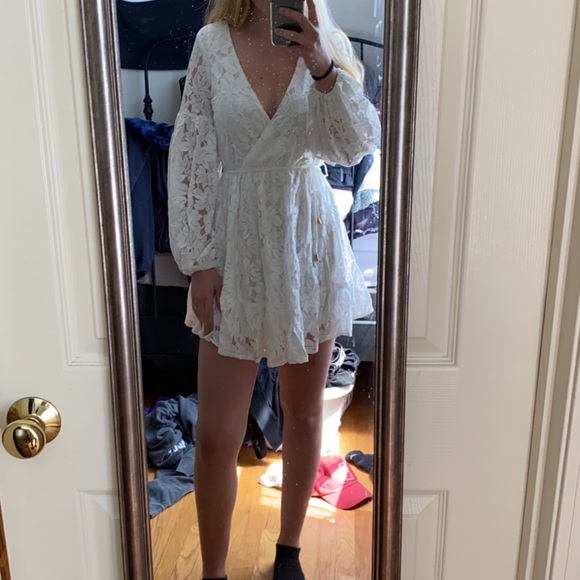 Hello Molly ‘Hit the Mark’ Lace Dress - Picture 2 of 5